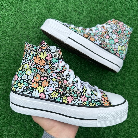 Converse Chuck Taylor All Star Lift Platform Hi Allover Florals Pale Surplus - Picture 3 of 13